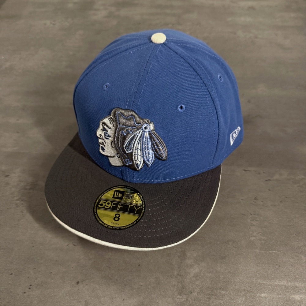 New Era Chicago Blackhawks Hat 8 Blue Gray Silver White 59FIFTY Fitted Cap RARE
